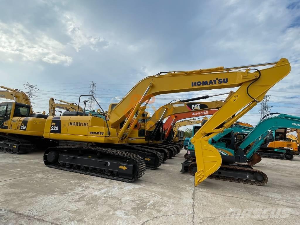 Komatsu PC 220-8M0 Excavadoras sobre orugas