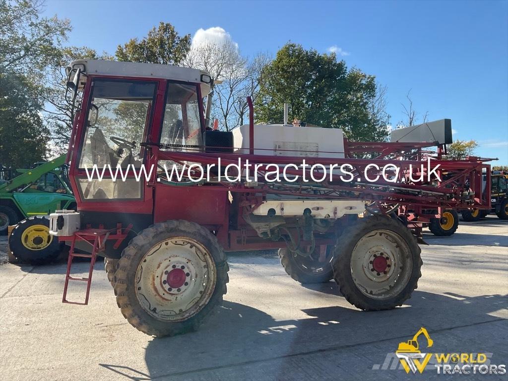 BATEMAN 2001 HI LO Pulverizadores autopropulsados