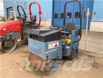 Bomag BW 80 AD Rodillos de doble tambor