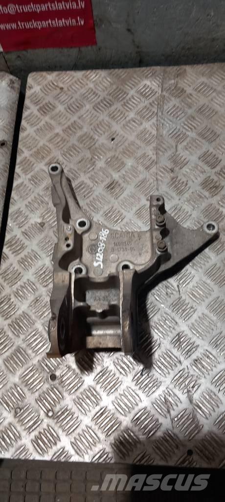 Scania 94 D.     1409345 Cabinas