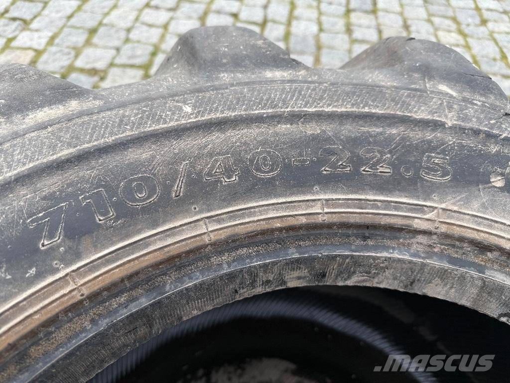 Nokian 710/40-22.5 Llantas