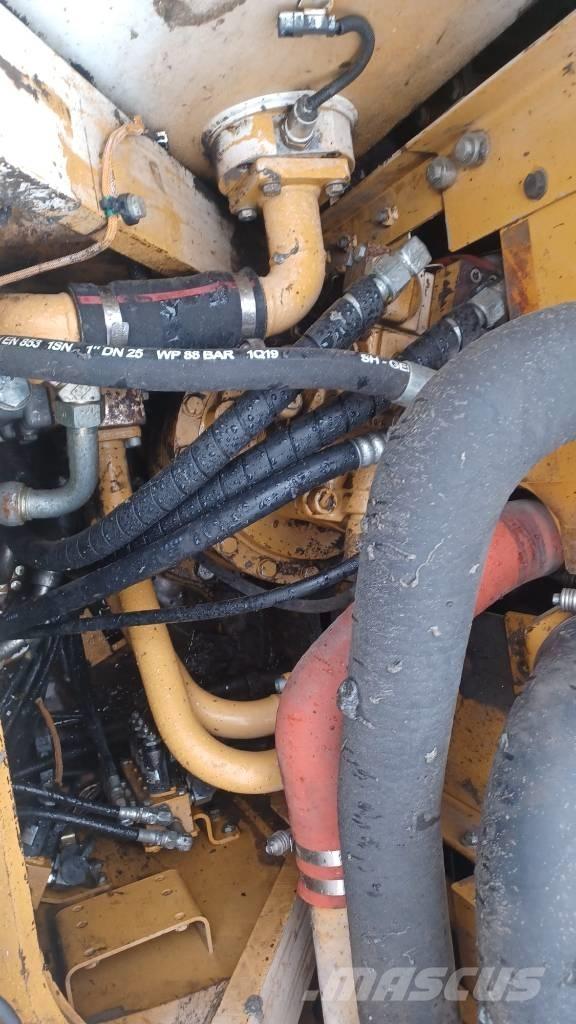 CAT 328 D L Excavadoras sobre orugas