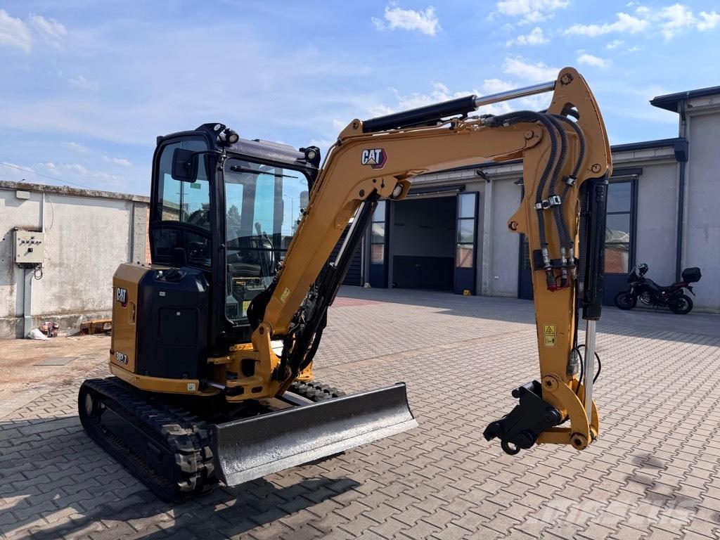 CAT 302.7 D CR Miniexcavadoras