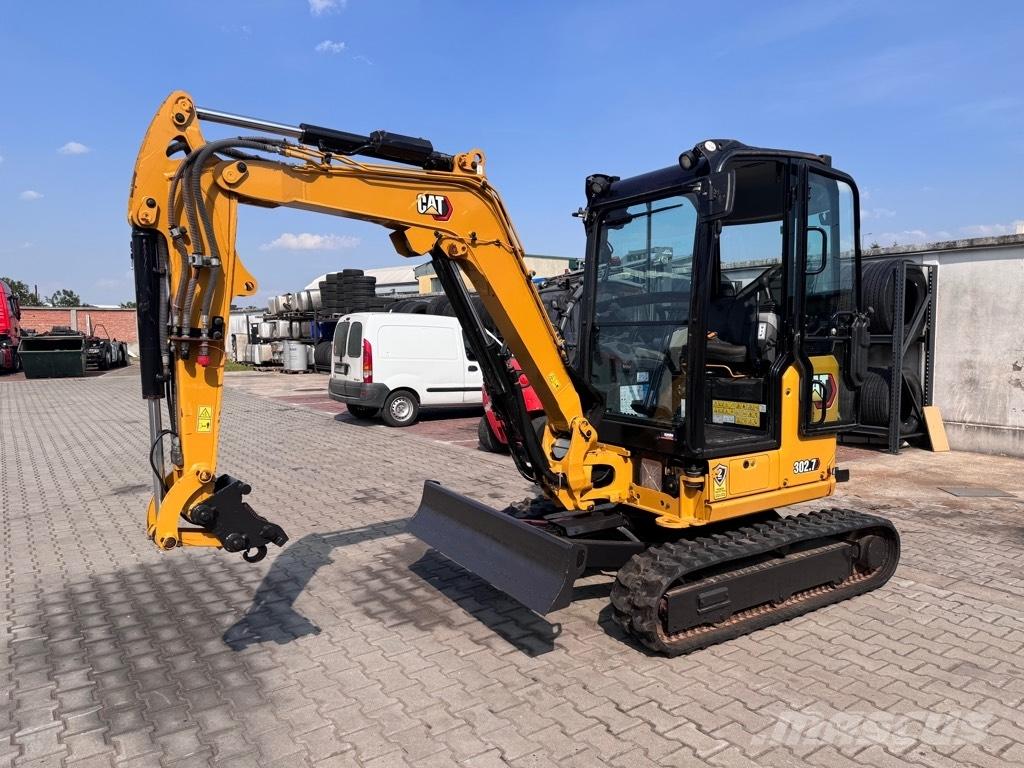 CAT 302.7 D CR Miniexcavadoras