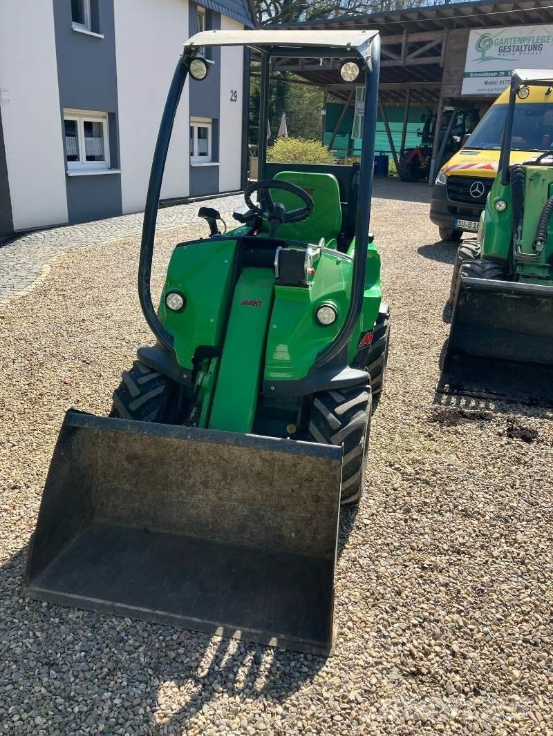 Avant 225 Minicargadoras