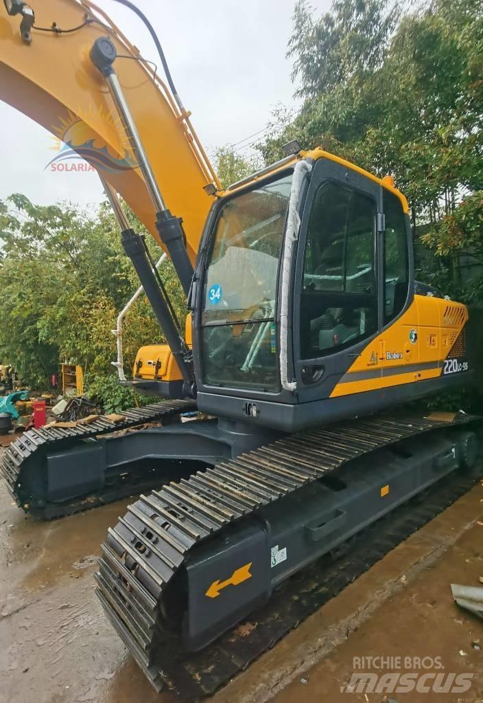 Hyundai R220LC-9S Excavadoras de ruedas