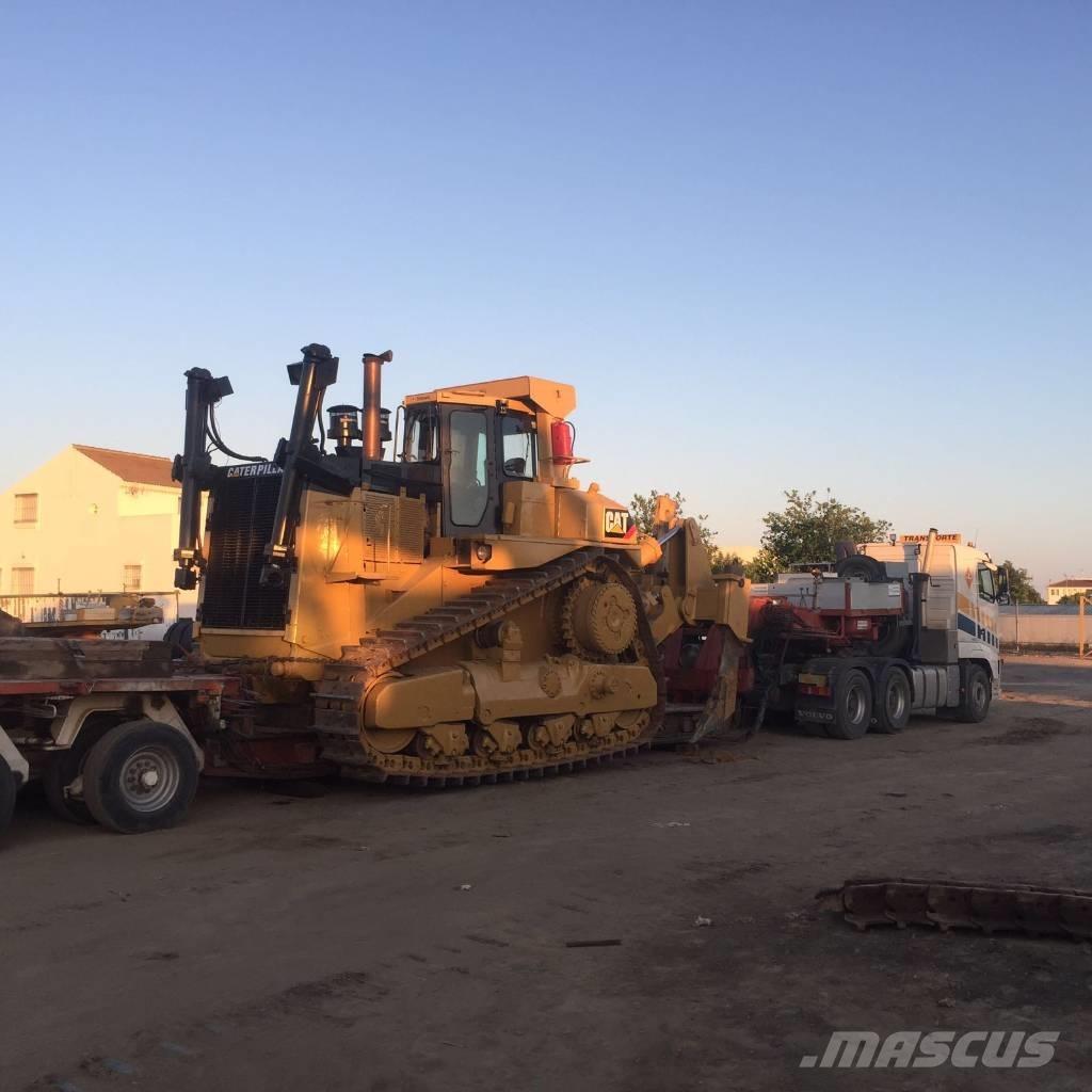 CAT D 9 L Buldozer sobre oruga