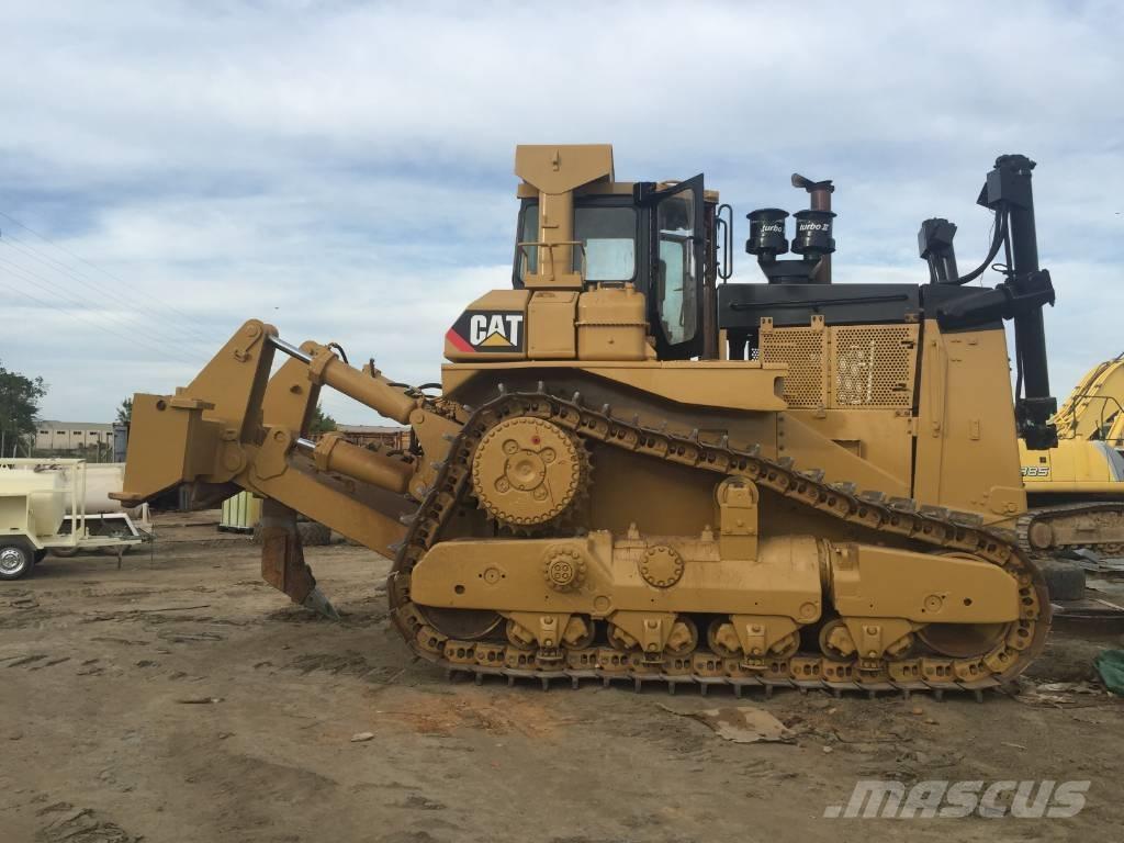 CAT D 9 L Buldozer sobre oruga