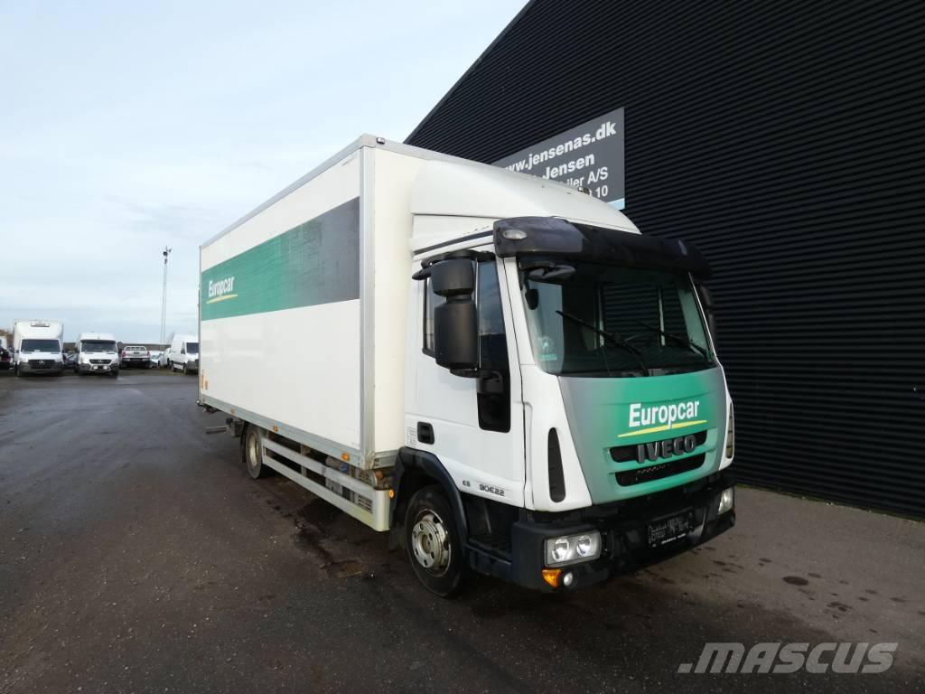 Iveco 90E 22 Camiones con caja de remolque