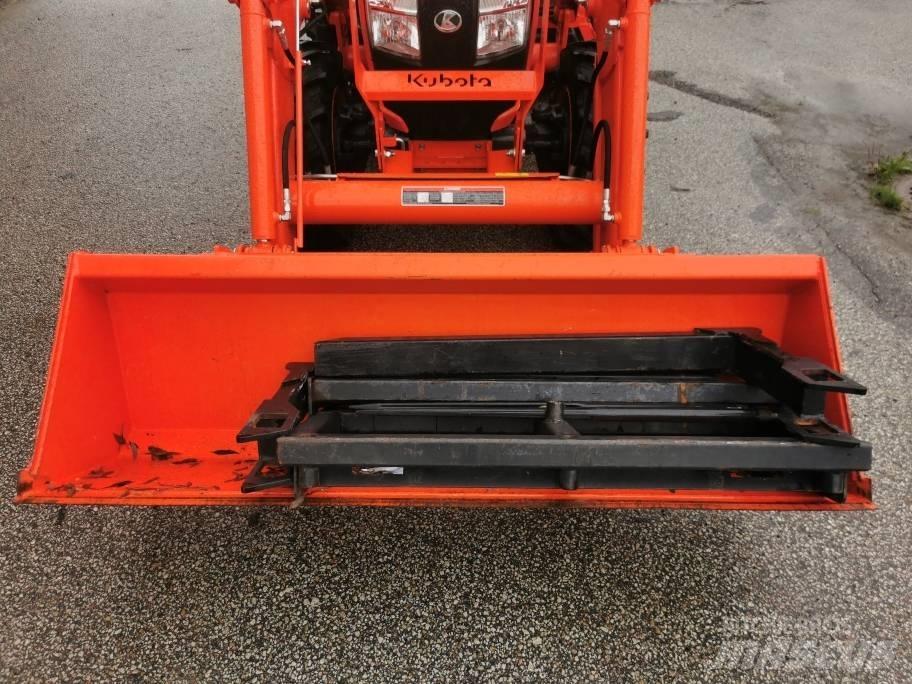 Kubota L1-552 Tractores compactos