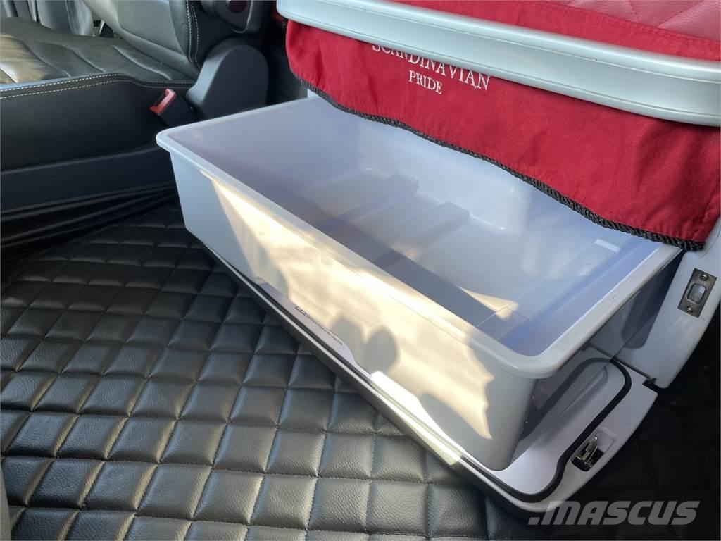 Scania R580 6x4 Camiones tractor