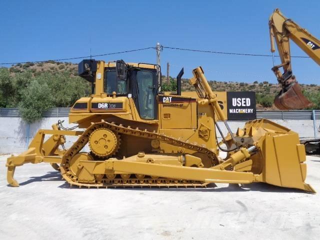 CAT D 6 R II Buldozer sobre oruga