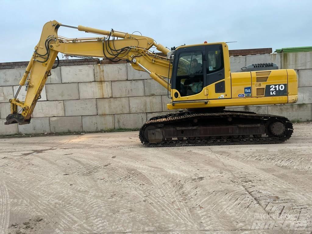 Komatsu PC 210 Excavadoras sobre orugas