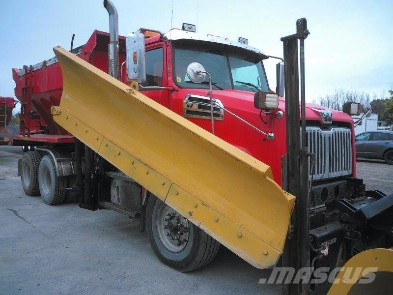 Western Star 4700 SB Hojas y cuñas quitanieves