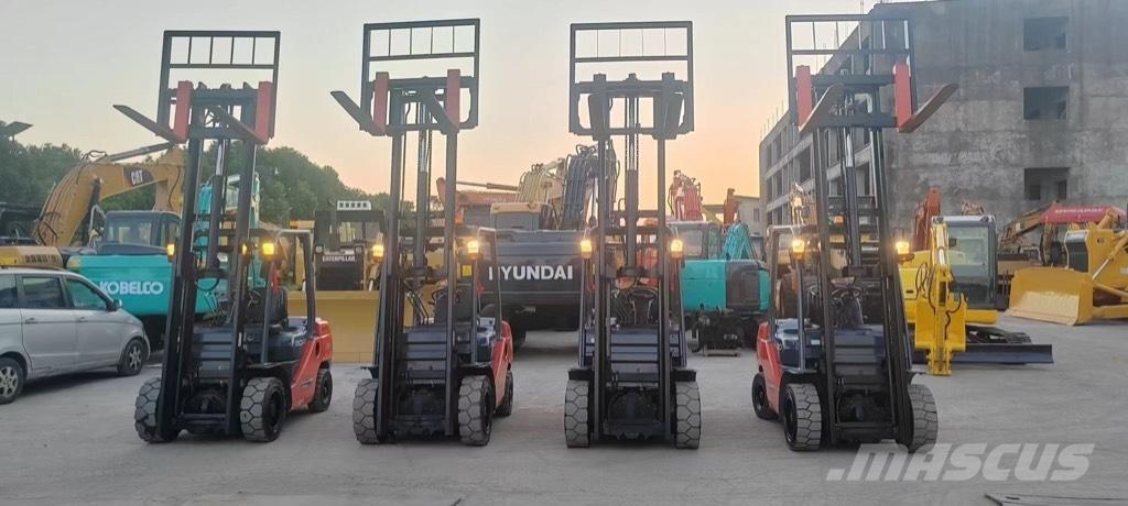 Toyota 8 FD 30 Camiones diesel