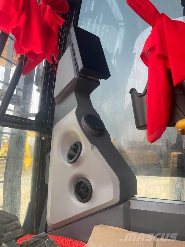 CAT 323GC Excavadoras sobre orugas