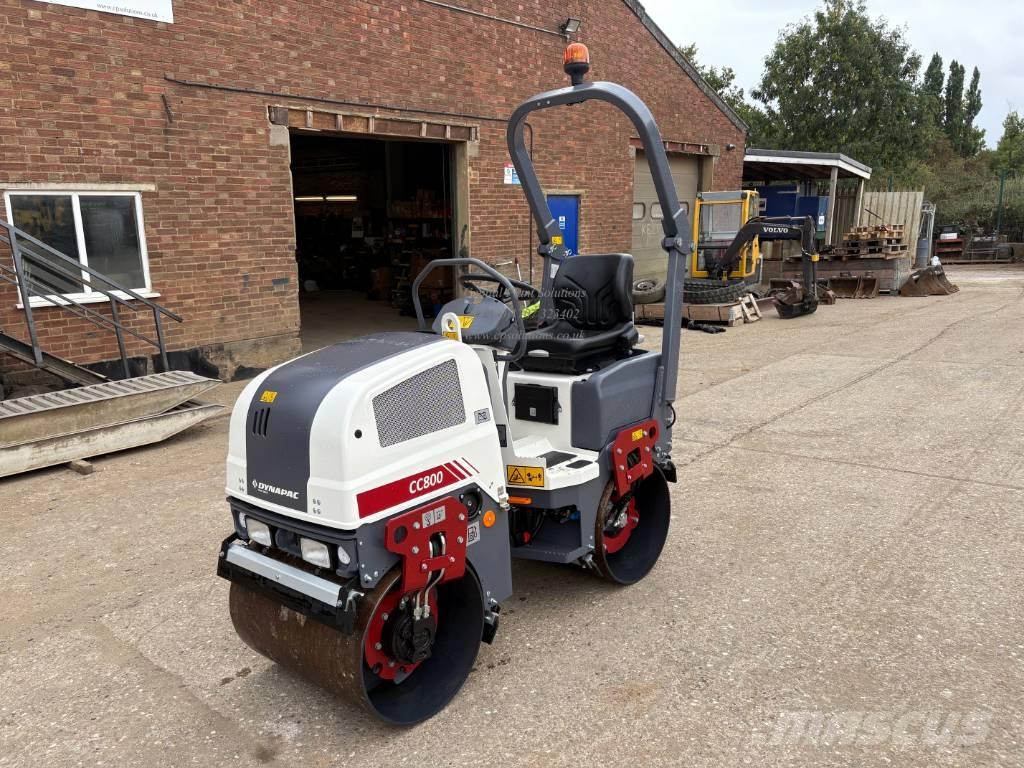Dynapac CC 800 Rodillos de doble tambor