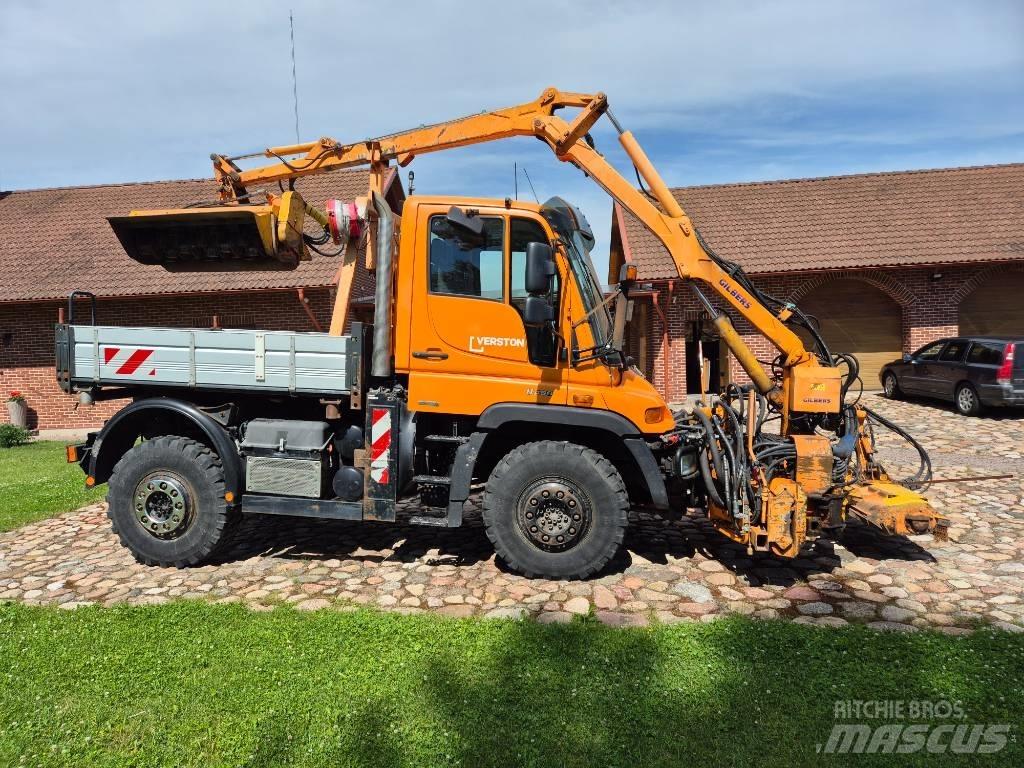 Unimog U400 Maquinarias para servicios públicos