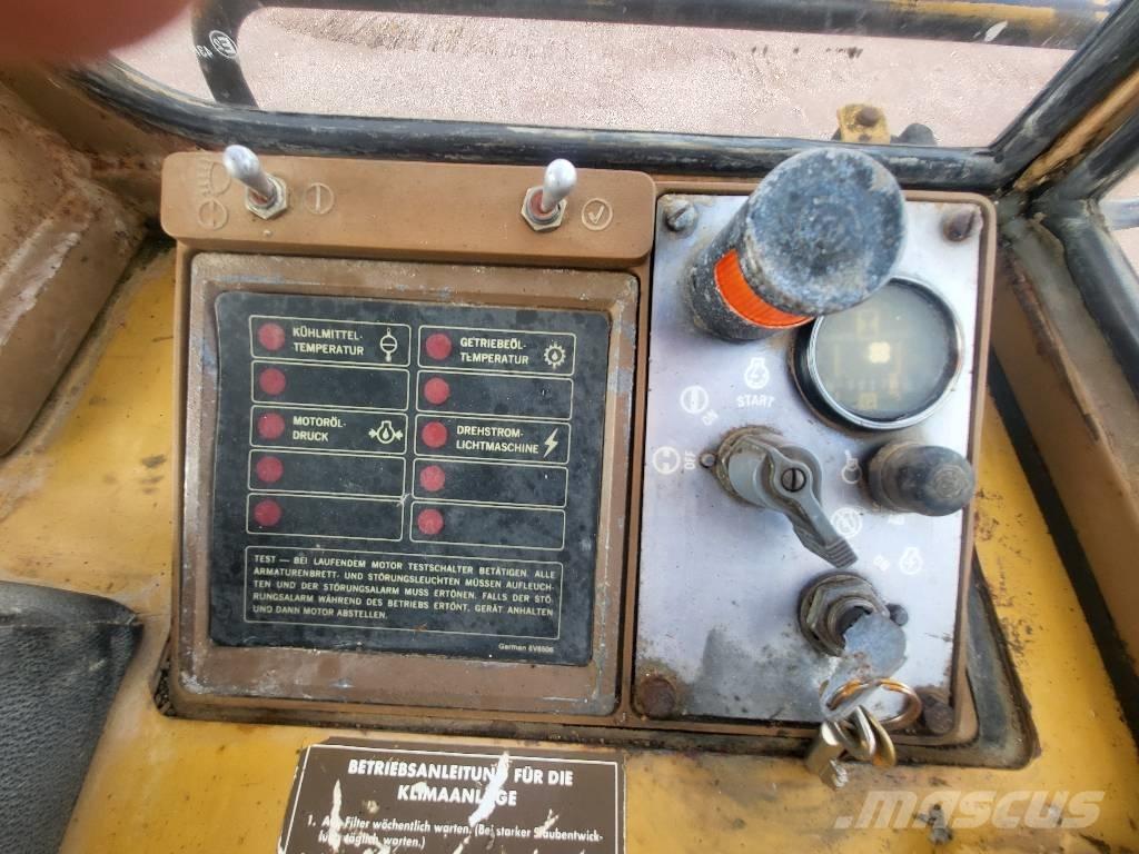 CAT 943 Cargadoras sobre orugas