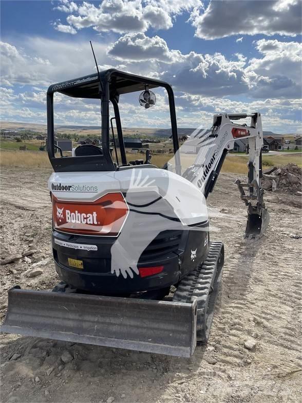 Bobcat E321 Otros remolques