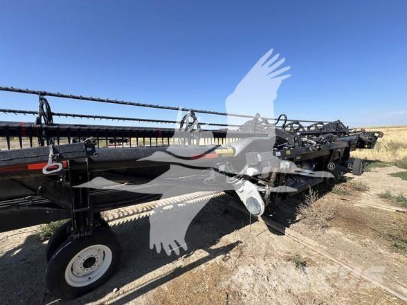 MAC DON FD145 Cabezales de cosechadoras combinadas