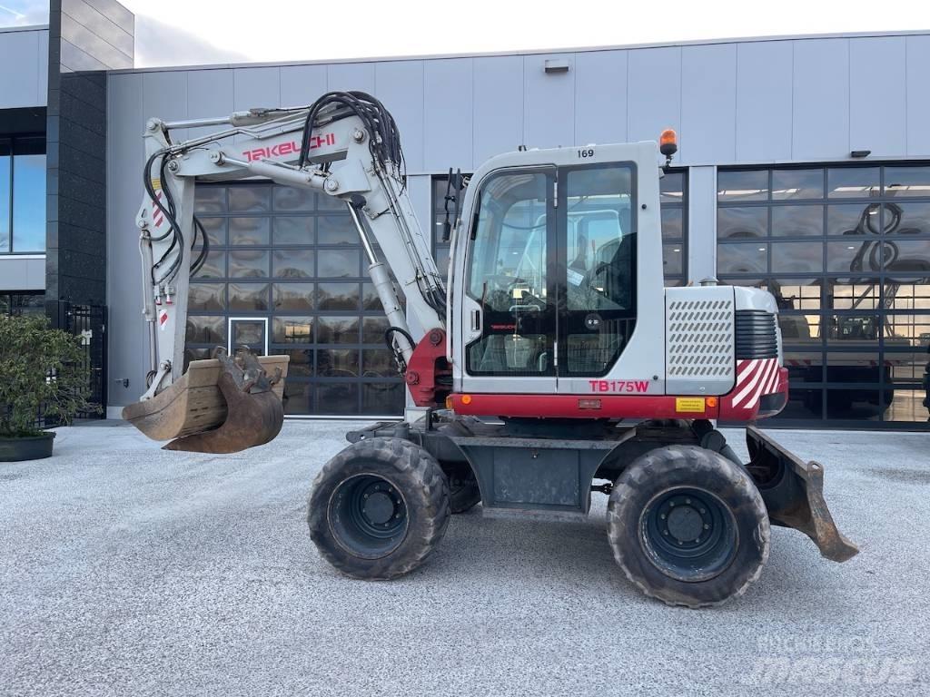 Takeuchi TB175W Excavadoras 7t - 12t