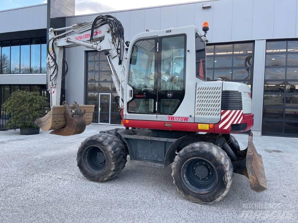 Takeuchi TB175W Excavadoras 7t - 12t