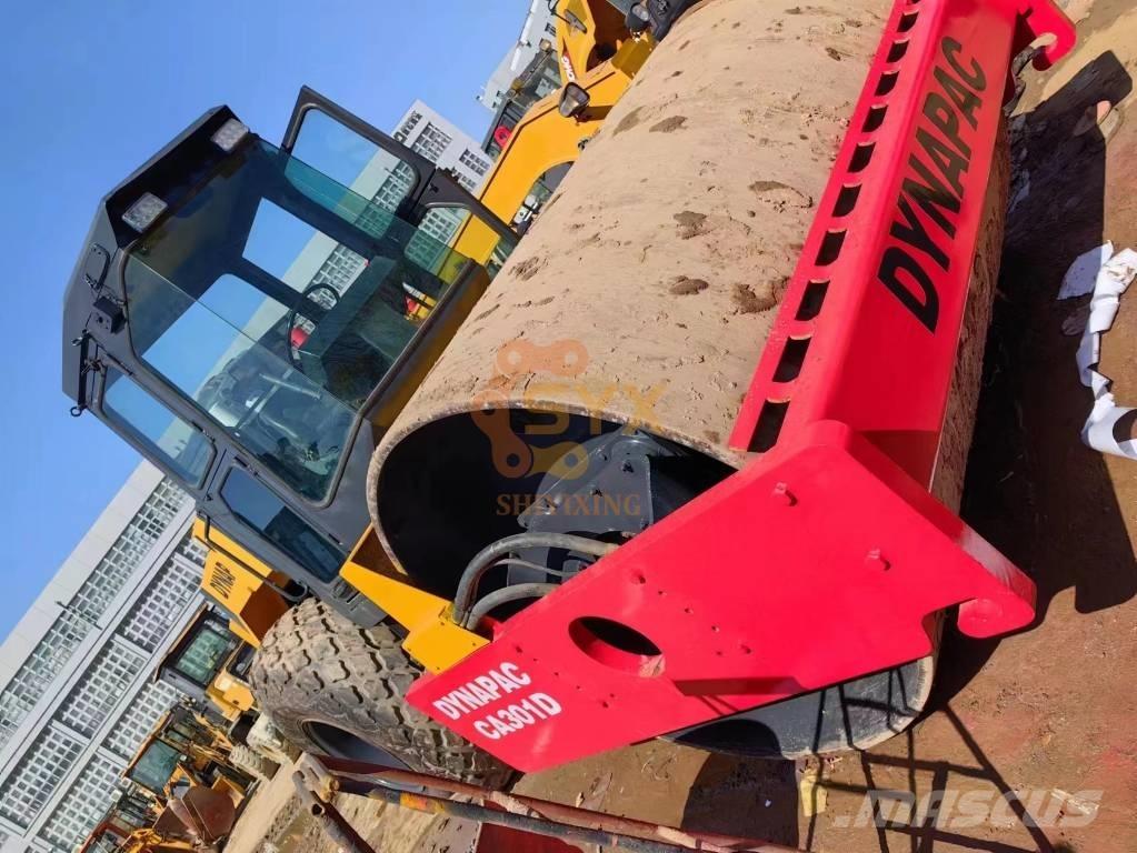 Dynapac CA 301 Rodillos de un solo tambor