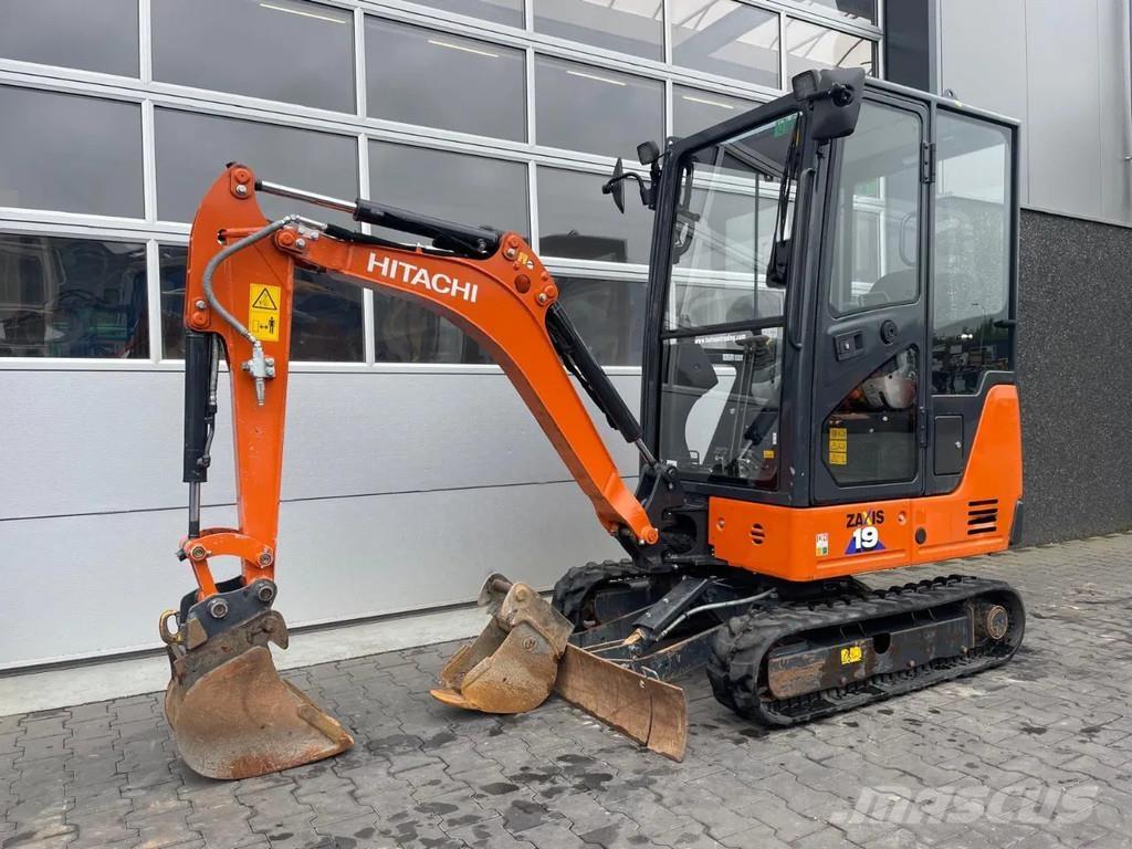 Hitachi ZX19-6 Miniexcavadoras