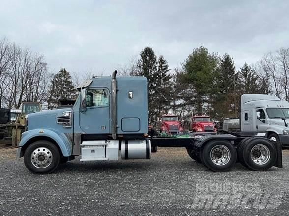 Freightliner 122SD Camiones tractor