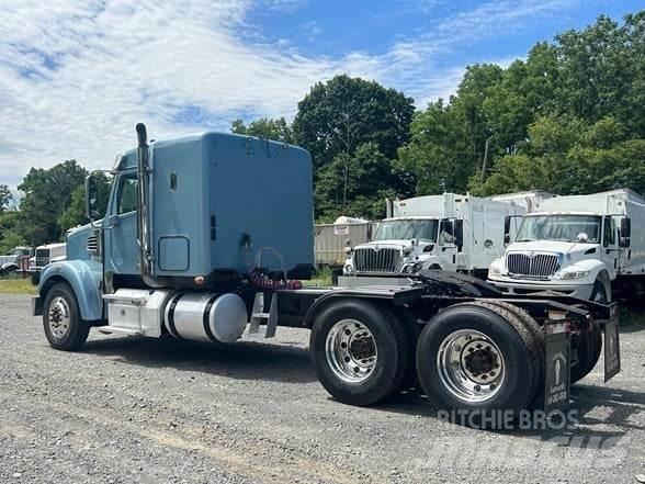 Freightliner 122SD Camiones tractor