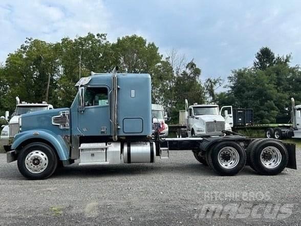 Freightliner 122SD Camiones tractor