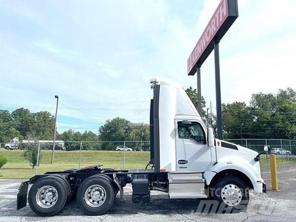 Kenworth T880 Camiones tractor