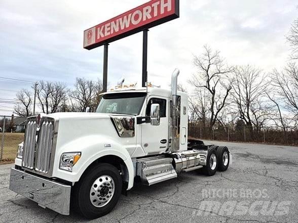 Kenworth W990 Camiones tractor