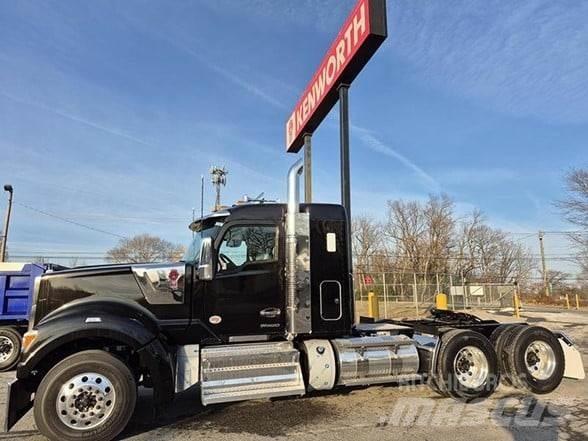 Kenworth W990 Camiones tractor