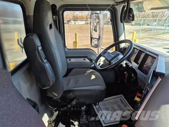 Mack GRANITE 64FR Bañeras basculantes usadas