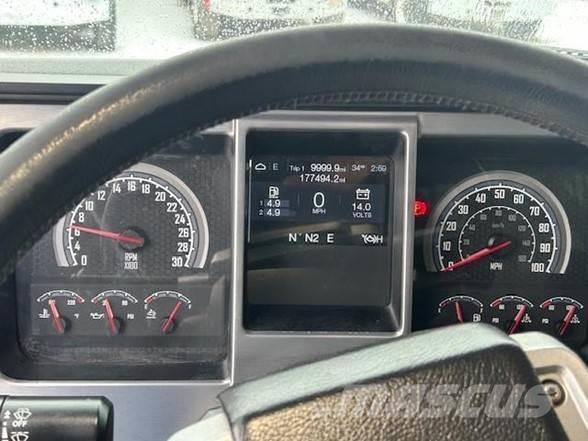 Mack GRANITE 64FR Bañeras basculantes usadas