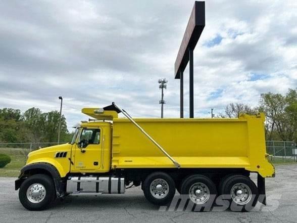 Mack GRANITE GU713 Bañeras basculantes usadas