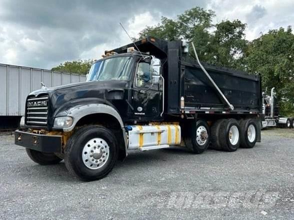 Mack GRANITE GU713 Bañeras basculantes usadas