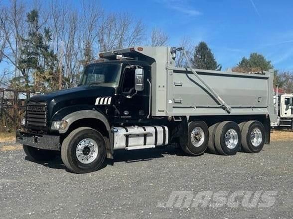 Mack GRANITE GU713 Bañeras basculantes usadas