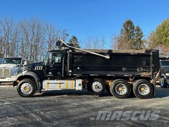 Mack GRANITE GU713 Bañeras basculantes usadas