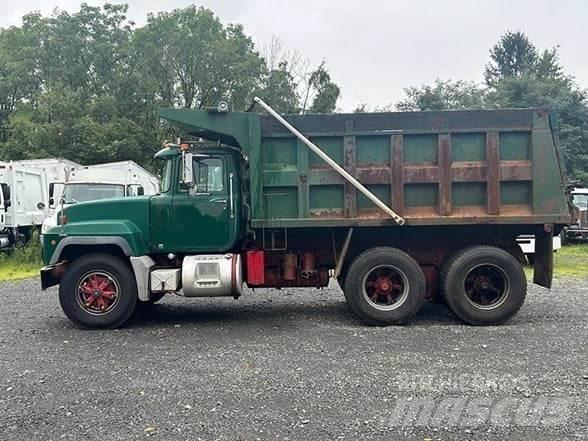 Mack RD688SX Bañeras basculantes usadas