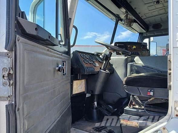 Peterbilt 320 Camiones de basura