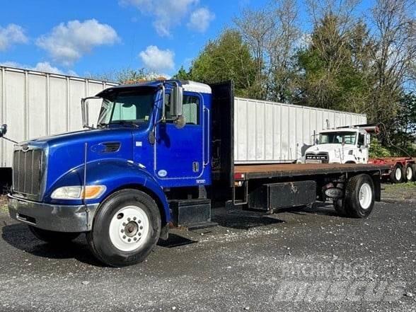 Peterbilt 330 Camiones de cama baja