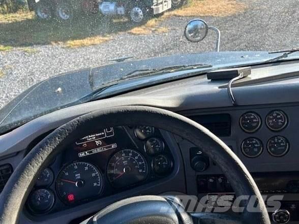 Peterbilt 567 Bañeras basculantes usadas