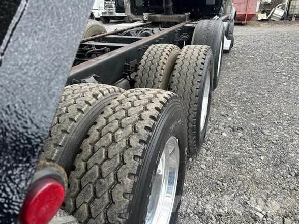 Peterbilt 567 Bañeras basculantes usadas