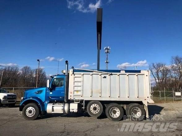 Peterbilt 567 Bañeras basculantes usadas