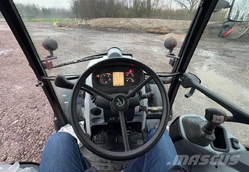 Steyr 4065 Kompakt S Tractores