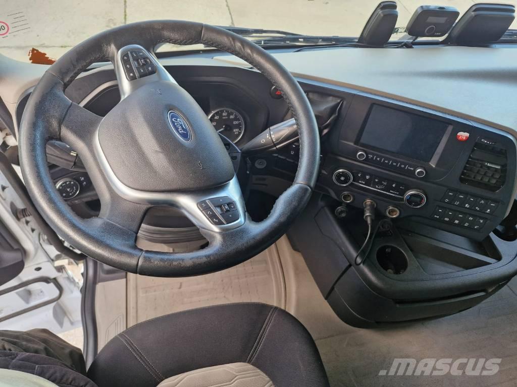 Ford F-Max Camiones de caja de lona