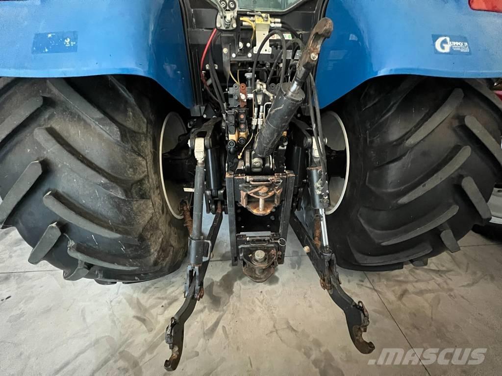 New Holland T 7060 Tractores
